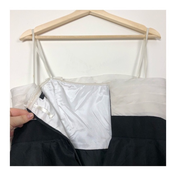 BCBG color block structured mini BCBG - Picture 2 of 3